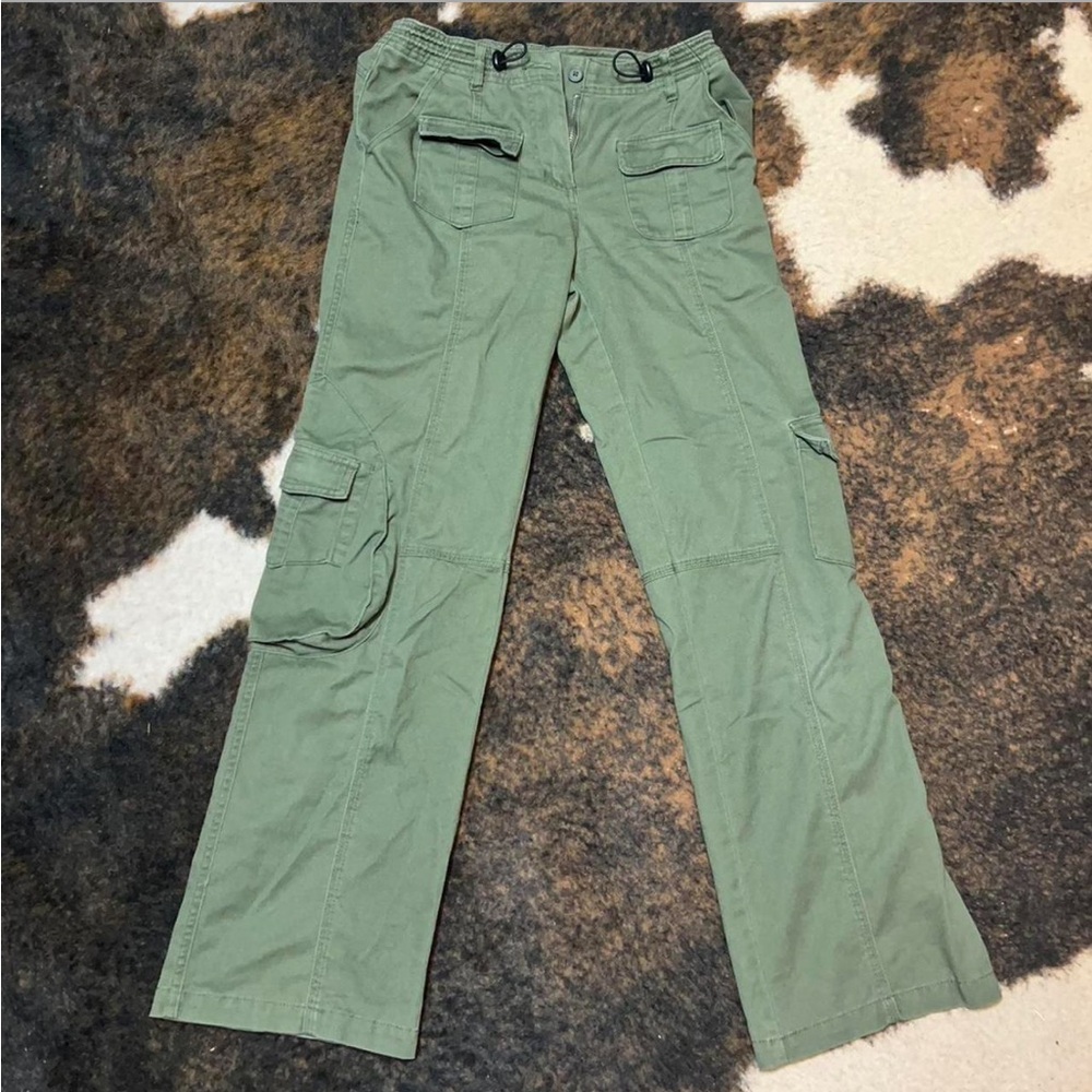 Brandy Melville Green Cargo Pants